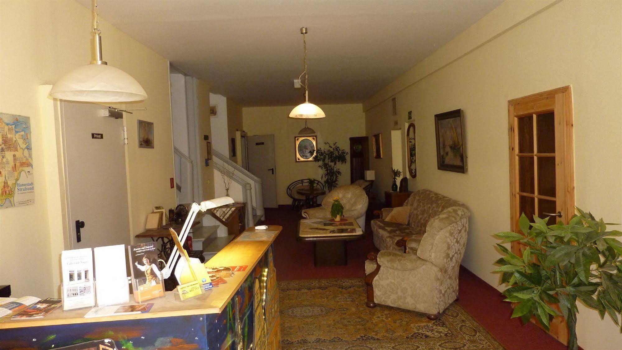 Altstadt Pension Hafenblick Stralsund Bagian luar foto